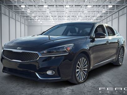 Used 2017 Kia Cadenza Premium w/ Luxury Package