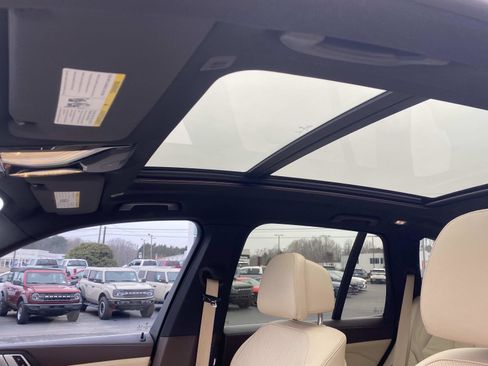 Used 2019 BMW X5 xDrive40i w/ Premium Package 2 image 20