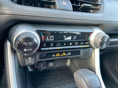 Certified 2024 Toyota RAV4 XLE AWD/4WD image 25