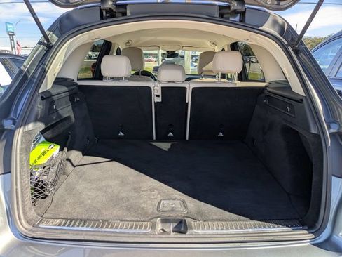 Used 2021 Mercedes-Benz GLC 300 image 23