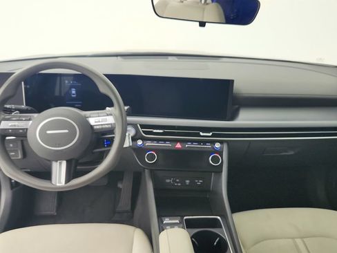 Used 2025 Hyundai Sonata SEL FWD image 21