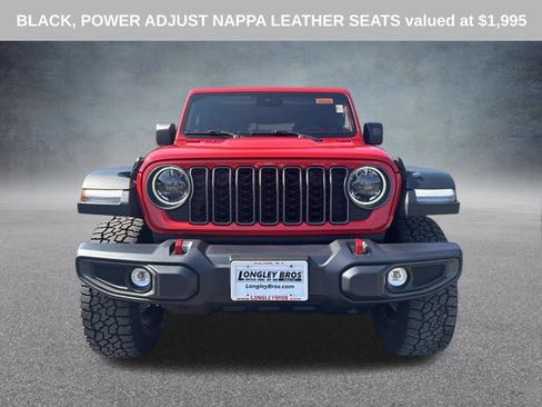 Used 2025 Jeep Gladiator Rubicon w/ Convenience Group AWD/4WD image 2
