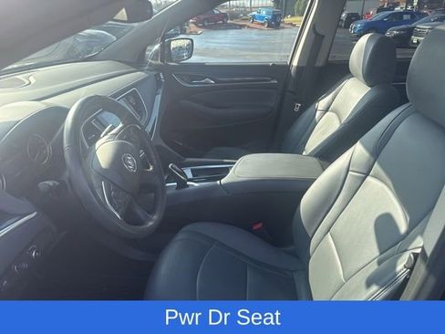 Used 2021 Buick Enclave Essence w/ Sound and Sites Package image 10