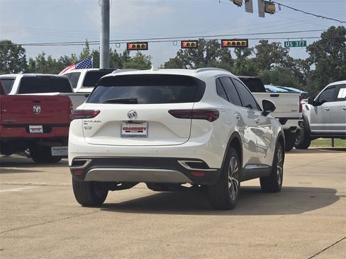 Used 2023 Buick Envision Essence image 5
