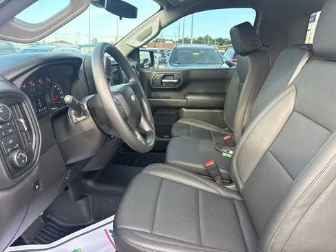 Used 2026 Chevrolet Silverado 1500 W/T w/ WT Value Package AWD/4WD image 31