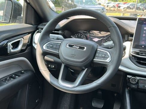Certified 2024 Jeep Compass Limited w/ Sun and Sound Group AWD/4WD image 26