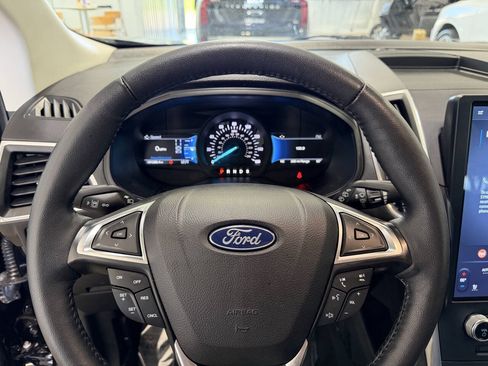 Used 2023 Ford Edge Titanium w/ Cargo Accessory Package AWD/4WD image 27