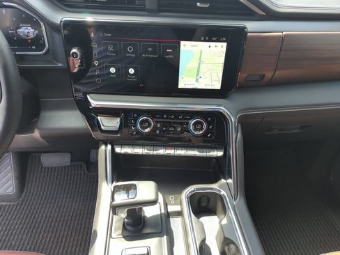 Certified 2026 GMC Sierra 1500 Denali Ultimate AWD/4WD image 23