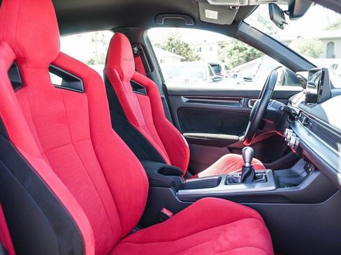 Used 2024 Honda Civic Type R image 16