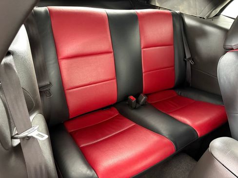 Used 2004 Ford Mustang GT RWD image 26