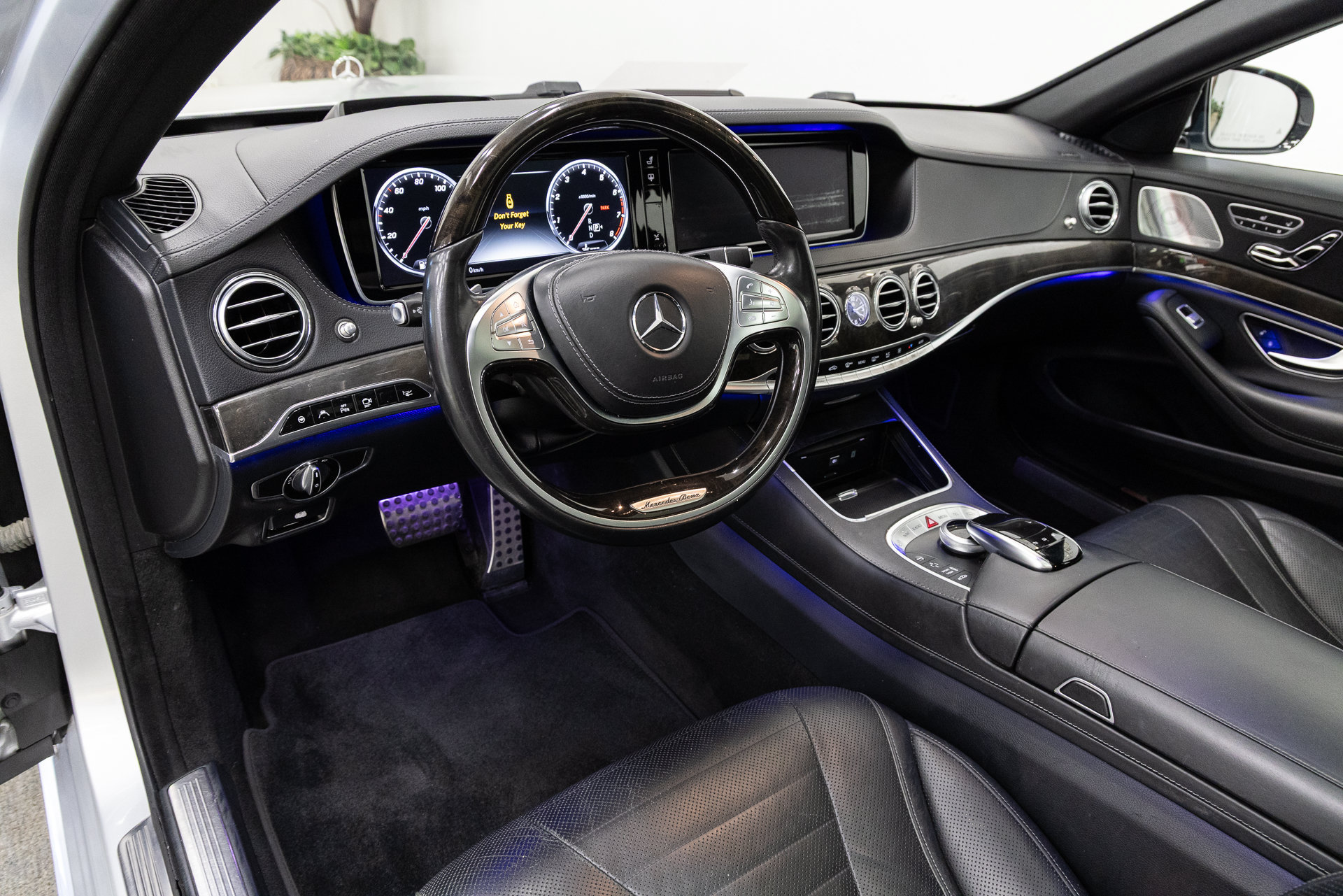 Used 2016 Mercedes-Benz S 550 Sedan image 6