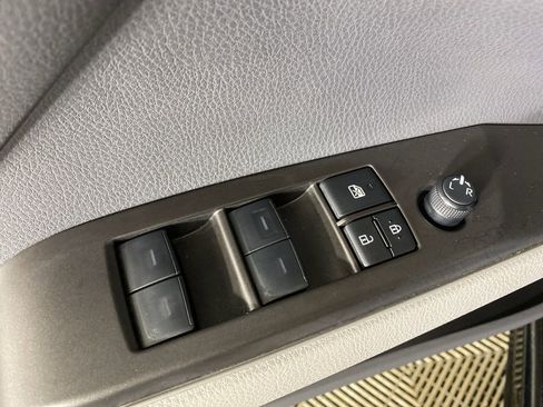 Used 2023 Toyota Camry SE image 26