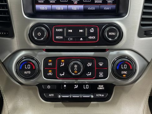 Used 2016 GMC Yukon SLE w/ HD Trailering Package AWD/4WD image 22
