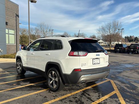Used 2019 Jeep Cherokee Limited image 4