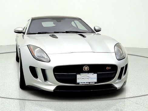 Used 2017 Jaguar F-TYPE S RWD image 2