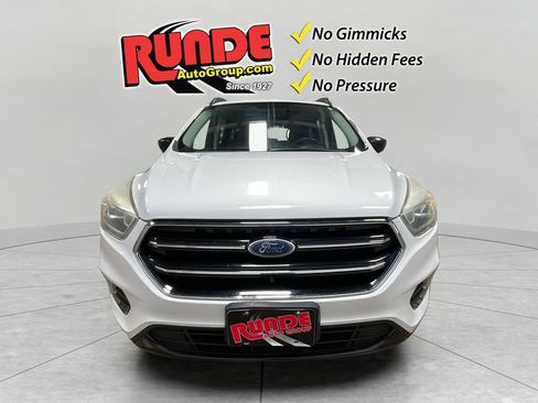 Used 2018 Ford Escape SE w/ SE Sport Appearance Package AWD/4WD image 9
