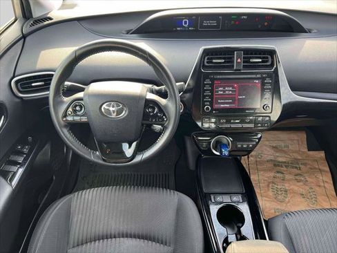 Certified 2022 Toyota Prius Prime LE FWD image 14