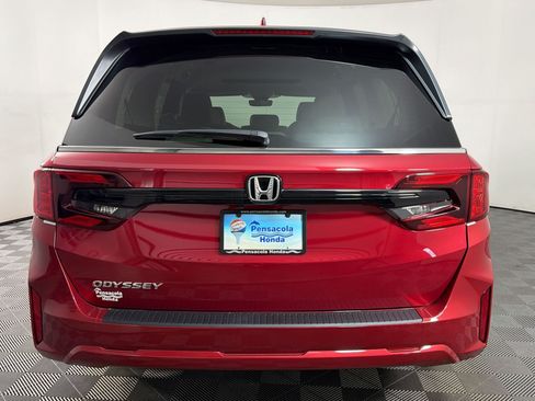 New 2026 Honda Odyssey EX-L image 8