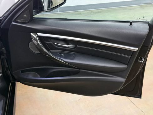 Used 2018 BMW 328d Sedan RWD image 22