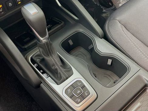 New 2026 Nissan Frontier SV w/ SV Convenience Package image 12