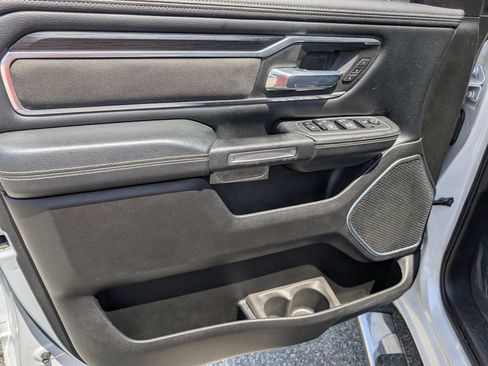 Used 2023 RAM 1500 Laramie AWD/4WD image 15