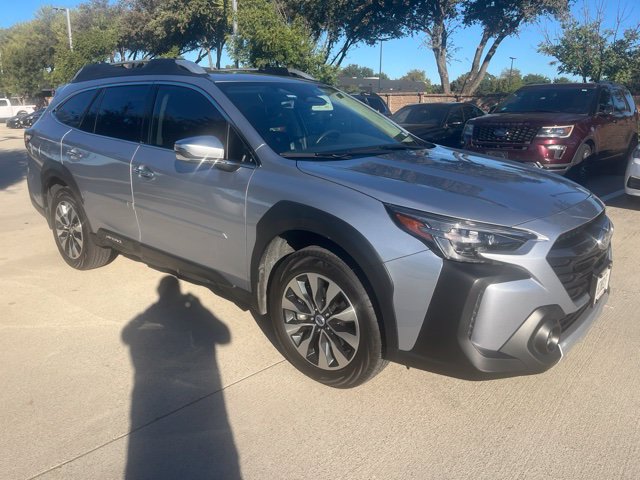 Used 2024 Subaru Outback Touring AWD/4WD image 1
