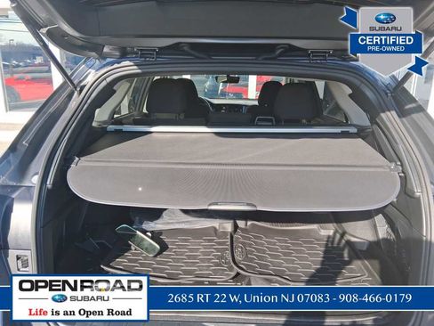 Used 2025 Subaru Outback Premium image 9