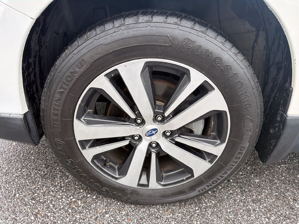 Used 2018 Subaru Outback 2.5i Limited AWD/4WD image 10