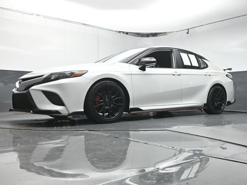 Used 2022 Toyota Camry TRD w/ TRD Package w/JBL Audio FWD image 33