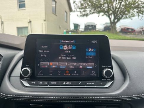 Used 2023 Nissan Rogue SV w/ SV Premium B Package AWD/4WD image 49