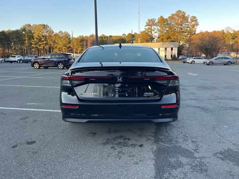 Certified 2023 Honda Accord Sport image 10