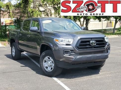 Used 2023 Toyota Tacoma SR AWD/4WD image 1