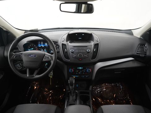 Used 2018 Ford Escape SE w/ Ford Safe & Smart Package FWD image 13