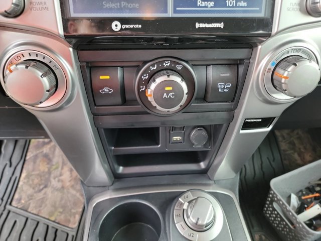 Used 2022 Toyota 4Runner SR5 AWD/4WD image 12