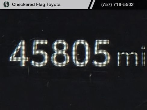 Used 2025 Toyota Camry LE FWD image 12