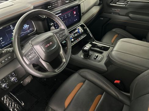 Used 2023 GMC Sierra 1500 AT4 w/ AT4 Premium Package image 9