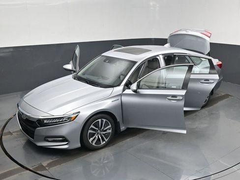 Used 2020 Honda Accord Touring image 59