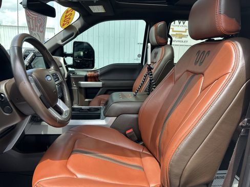 Used 2022 Ford F250 King Ranch w/ King Ranch Ultimate Package image 12