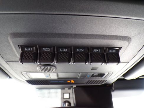 New 2026 Ford Bronco Badlands AWD/4WD image 25