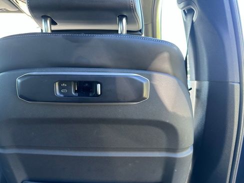 Certified 2024 BMW X5 xDrive40i w/ M Sport Package image 34