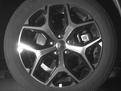 Used 2025 Jeep Compass Limited image 13