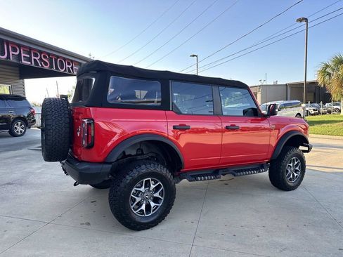 Certified 2023 Ford Bronco Badlands image 9