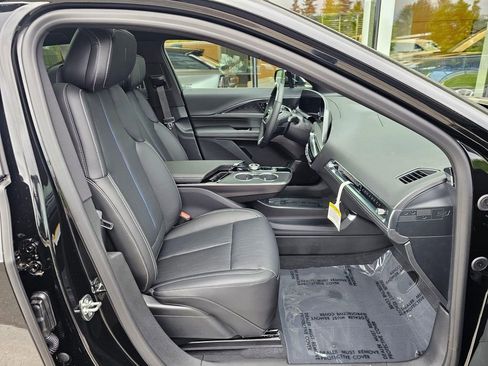 New 2026 Cadillac Lyriq Sport AWD/4WD image 11
