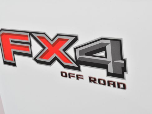 New 2026 Ford F250 XL w/ 360-Degree Camera Package image 19