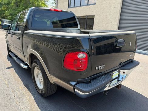 Used 2003 Ford F150 Lariat RWD image 10