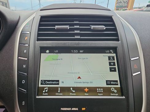 Used 2016 Lincoln MKC Select w/ Select Plus Package FWD image 21