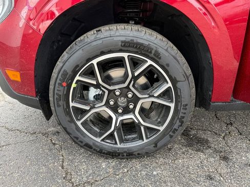 New 2026 Ford Maverick Lariat w/ 4K Tow Package image 30