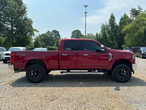 Used 2017 Ford F250 Lariat w/ Chrome Package AWD/4WD image 5