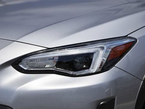Used 2023 Subaru Crosstrek 2.5i Limited w/ Moonroof Package AWD/4WD image 13