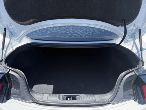 Used 2024 Ford Mustang Coupe RWD image 17